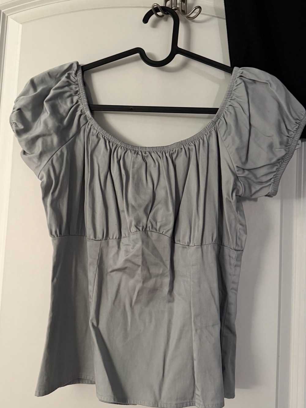 Pug peasant top grey sz L